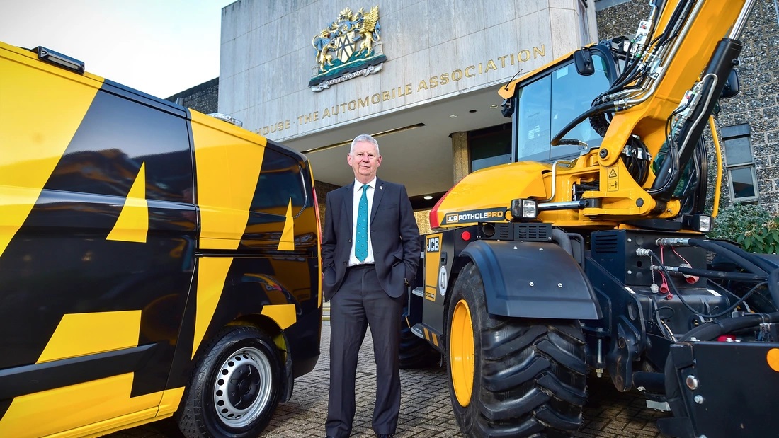 JCB力(li)推路面修複保修，降低維(wei)護成(cheng)本(ben)